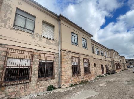 Imagen Acuerdo instalación de los nuevos juzgados en el antiguo edificio de las escuelas