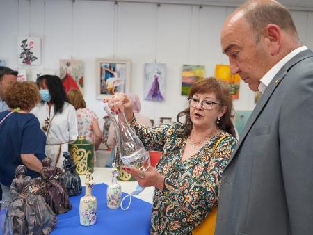 Samboal, Fuente de Santa Cruz y Labajos son las primeras sedes en exhibir los trabajos de cerca de medio centenar de Aulas de Manualidades de...