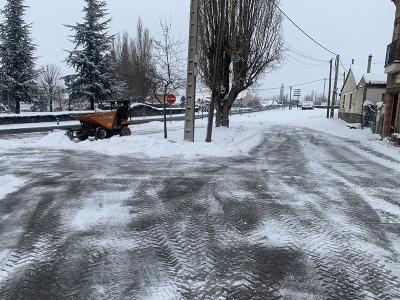 Imagen Veinticinco pueblos se reparten los 60.000 euros de la línea de ayudas para la cofinanciación de la compra de maquinaria de vialidad invernal