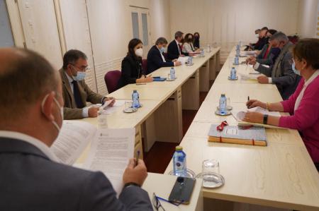 Imagen La Junta de Gobierno aprueba la convocatoria para la provisión de seis plazas de Trabajador Social incluidas en las OPE de 2019 y 2020