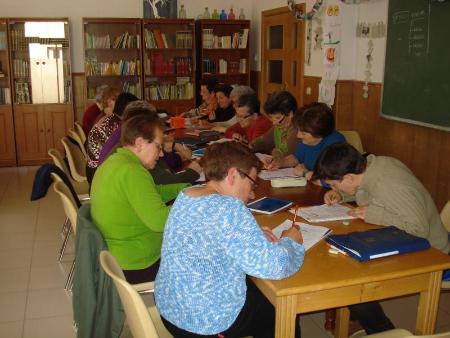 Imagen La Junta de Gobierno de la Diputación aprueba las bases de las Aulas Sociales y de Manualidades