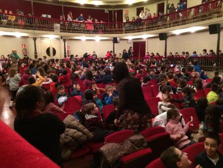 Imagen El mar de versos de Alberti empapa a más de 350 alumnos de Primaria