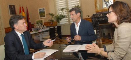 Imagen La Diputación renueva su apoyo a la Real Academia de San Quirce