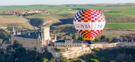 Imagen Un globo aerostático accesible volará por toda España promocionando Segovia