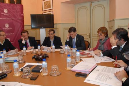 Imagen La Diputación aporta cerca de 190.000 euros para mejorar la eficiencia energética de los pueblos