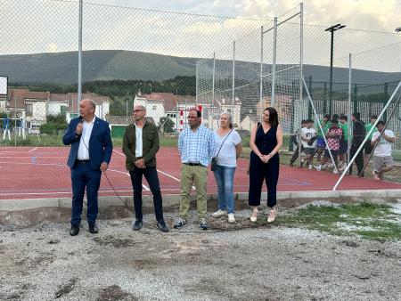 Prádena estrena pista polideportiva gracias a la colaboración entre la Diputación y el Ayuntamiento