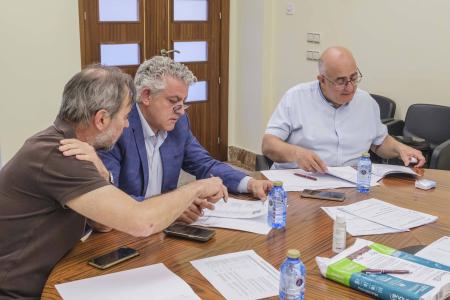 El jurado de las Becas de Investigación galardona un trabajo vinculado a la devoción a San Juan y otro sobre los monumentos de Semana Santa