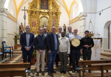 Imagen Collado Hermoso revive la Misa Collalba tras 85 años de silencio, al son de dulzaina y tamboril