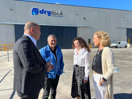 El presidente de la Diputación ha visitado la empresa Drylock tras la finalización de la ampliación de sus instalaciones en el Polígono...