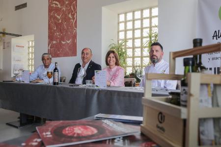 Once restaurantes integrados en la marca de la Diputación, Alimentos de Segovia, ofrecerán Menús Km.0 gracias a las ayudas de la institución...