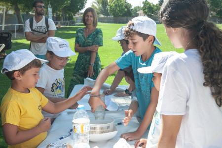 El programa ‘Scape Cook con Alimentos de Segovia’ se estrena en cuatro municipios reuniendo a más de ochenta niños en una experiencia...