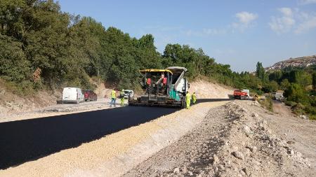 La Diputación de Segovia abre al tráfico la SG-V-2111 entre Sacramenia y Cuevas de Provanco, que encara la parte final de su ensanche y mejora