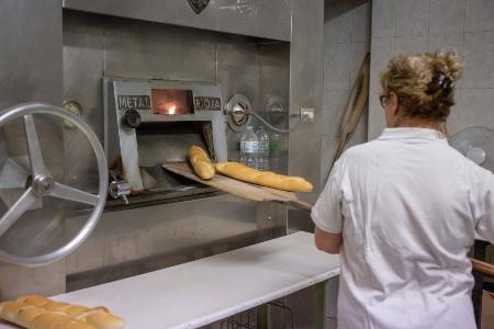 La Diputación de Segovia reparte más de 46.000 euros entre casi cuarenta proyectos emprendedores que fomentan la actividad económica de la...