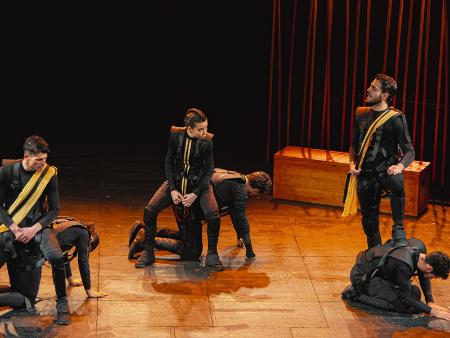 Las tragedias de Esquilo, Sófocles y Eurípides suben a las tablas del Juan Bravo con la propuesta coral de Ay Teatro, ‘Tebanas’