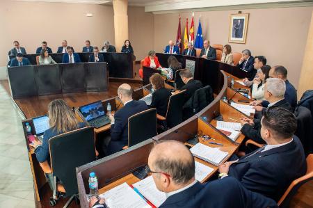 Imagen El equipo de Gobierno de la Diputación saca adelante su propuesta al Pleno de un Presupuesto de 92.806.000 euros para 2026, con una...