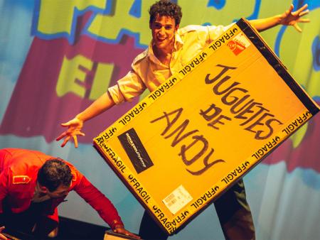 Imagen Cine, magia y aventuras llegan al Teatro Juan Bravo de la mano de Fabio...