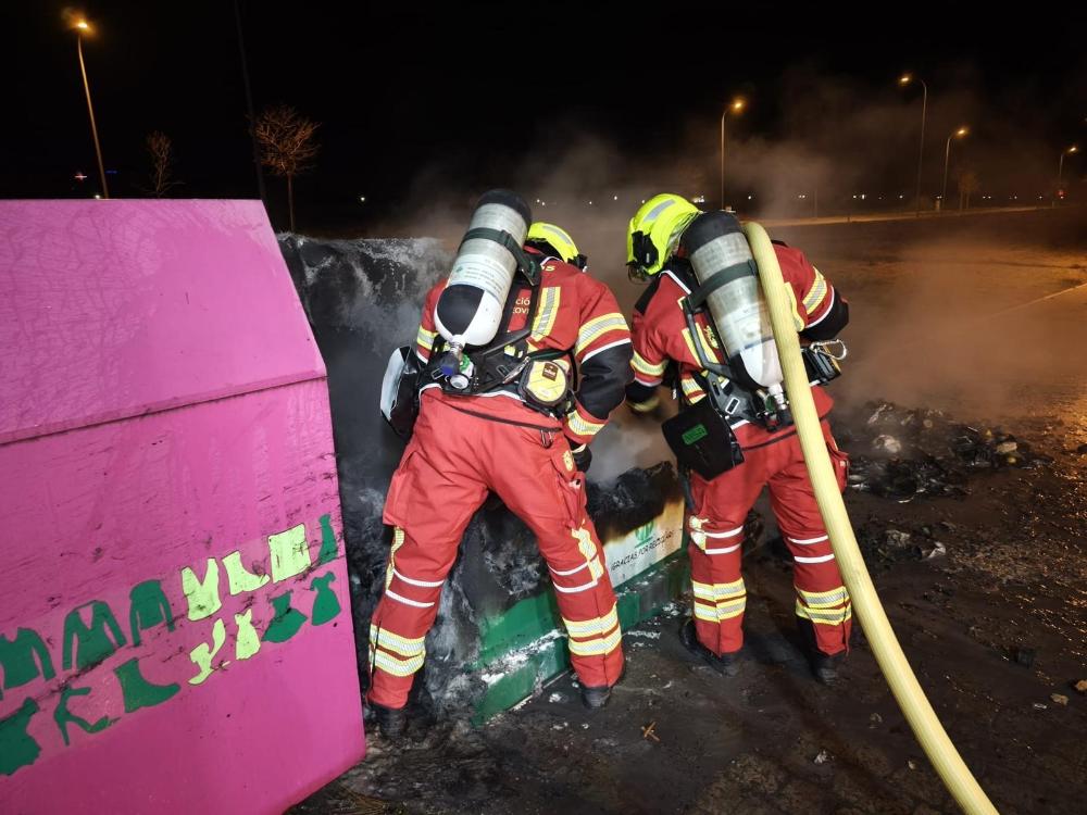 El Servicio de Bomberos de la Diputación de Segovia inicia su actividad con dos intervenciones en la última noche del año
