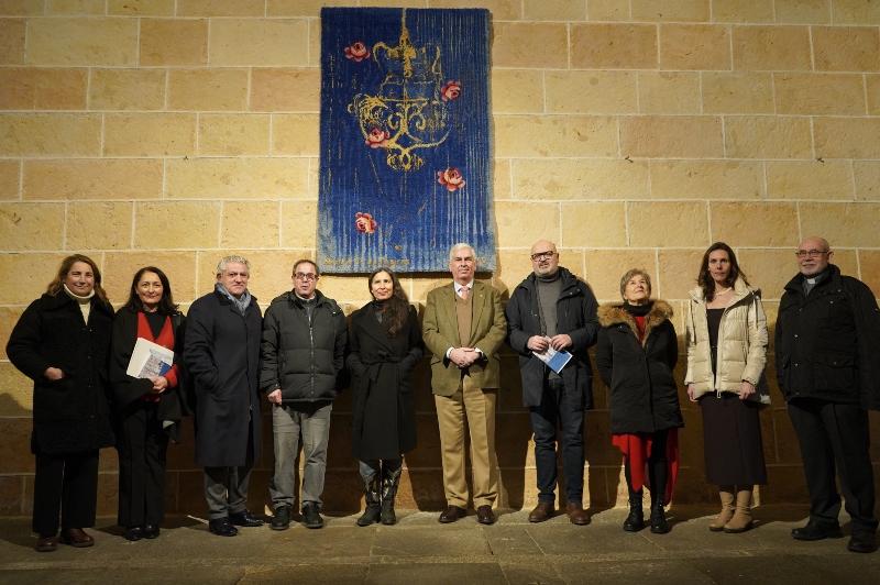 La Catedral de Segovia inaugura la primera parte de la exposición de Laura Torrado en el Museo Esteban Vicente, que se completa con otras...