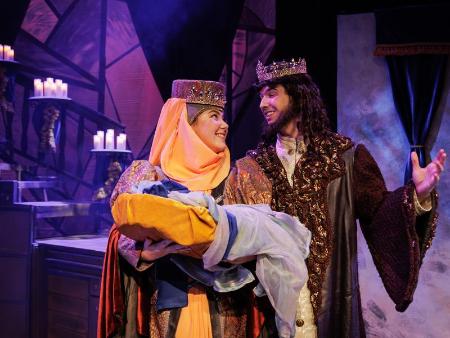 Imagen Trencadis y We Tum Tum se suben por partida doble al escenario del Teatro Juan Bravo para presentar el musical de ‘La bella durmiente’ y el espectáculo ‘Crassh_xiri’