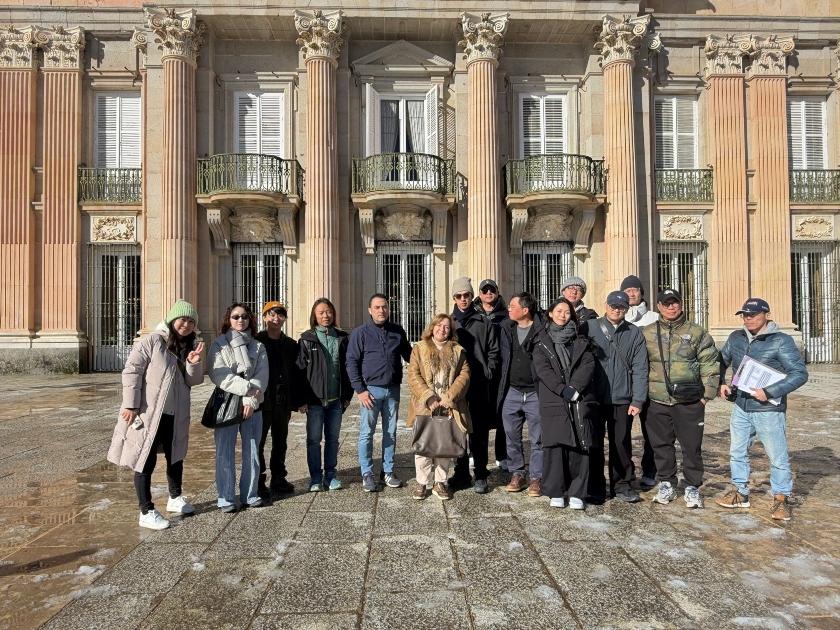 La provincia recibe la visita de una productora asiática interesada en grabar el programa internacional ‘What a trip’