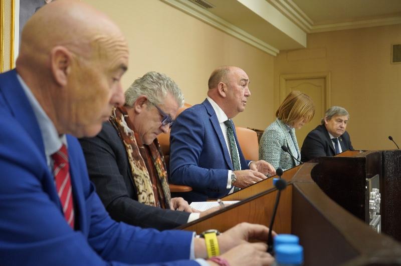 El Pleno de la Diputación de Segovia solicita a la CHD una solución al espacio donde se encontraba el azud de Puente Mesa y que no vuelva a...