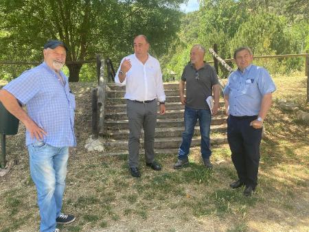 Miguel Ángel de Vicente recorre los pueblos de la zona norte de la Comunidad de Villa y Tierra de Pedraza en una nueva jornada de visita...