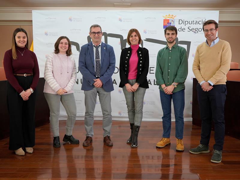 La Diputación agradece el trabajo realizado por las personas contratadas a través del programa ELPEX, para la primera experiencia profesional...