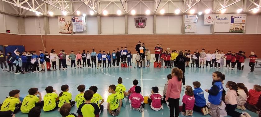 Las nuevas jornadas de competición deportiva impulsadas por la Diputación congregan alrededor de trescientos escolares