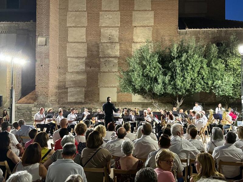 El Servicio de Cultura abre a actuantes el plazo de la convocatoria de los ‘Aperitivos a banda’, destinado a las agrupaciones musicales...