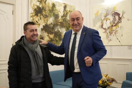 Varios alcaldes de la provincia trasladan al presidente de la Diputación sus proyectos para 2026