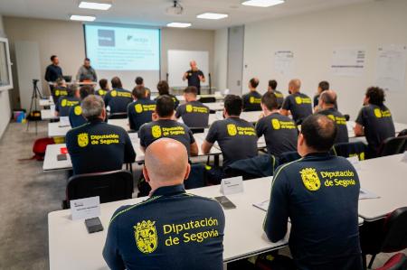 La plantilla del SPEIS recibe formación específica para posibles actuaciones en incidencias relacionadas con el gas natural