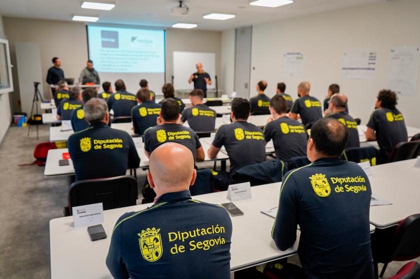 La plantilla del SPEIS recibe formación específica para posibles actuaciones en incidencias relacionadas con el gas natural