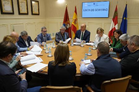 Imagen El apoyo de la Diputación a los ayuntamientos de la provincia tiene un...