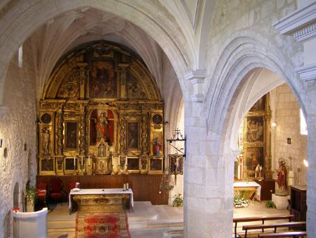 Vista del retablo principal de la Iglesia de Santa María Magdalena