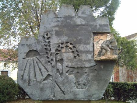 Monumento homenaje al pueblo castellano
