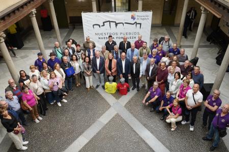 Gran Canaria celebra en la Diputación una década de "sentirse como en casa" en la provincia de Segovia