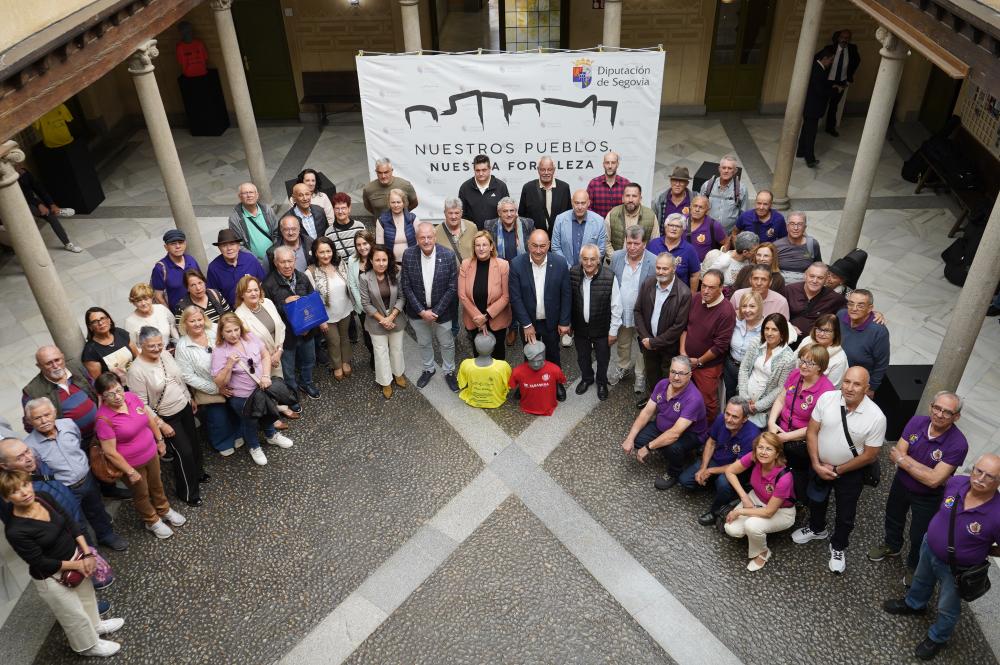 Gran Canaria celebra en la Diputación una década de 