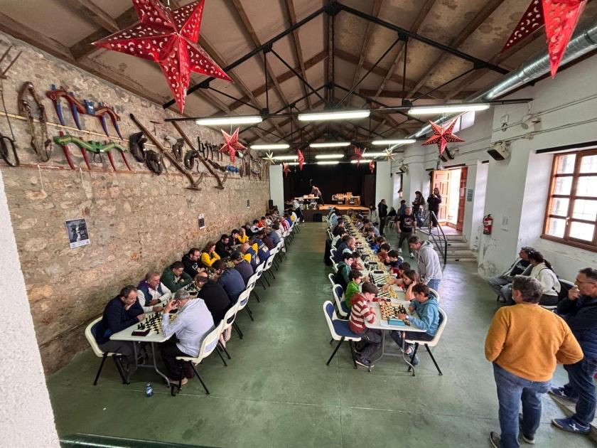 El Trofeo Provincial de Ajedrez 2026 arranca en Aguilafuente, con un torneo que reúne a 64 jugadores