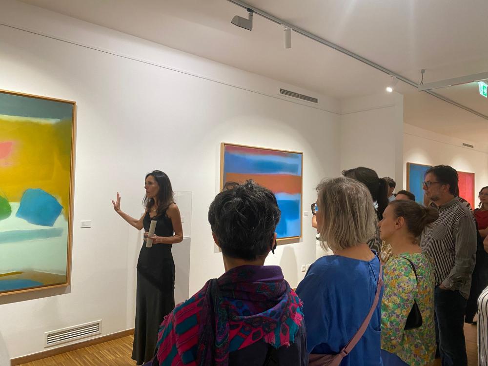 Esteban Vicente viaja a París y Varsovia gracias a una nueva colaboración entre el Museo de Arte Contemporáneo y el Instituto Cervantes