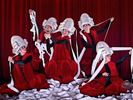 Los espectáculos ‘Va de Bach’ y ‘Arraigo’ llegan al Teatro Juan Bravo para completar el ciclo ‘Nuevas danzas’