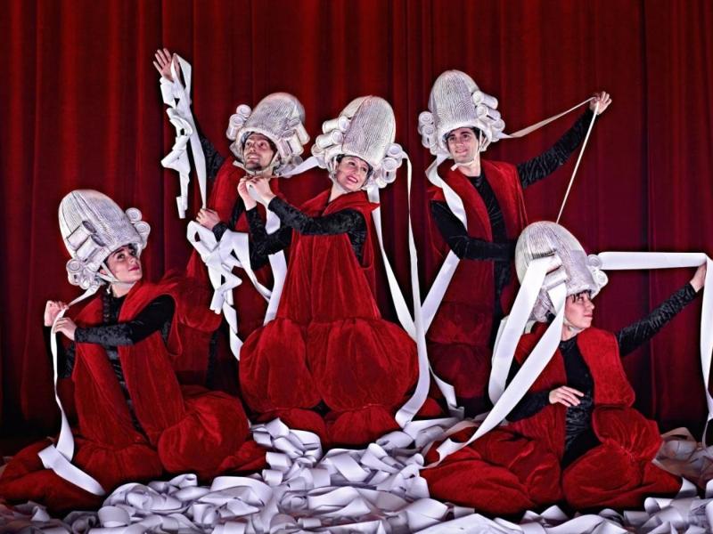 Los espectáculos ‘Va de Bach’ y ‘Arraigo’ llegan al Teatro Juan Bravo para completar el ciclo ‘Nuevas danzas’