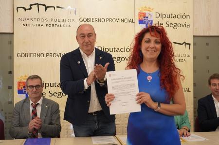 Miguel Ángel de Vicente preside el acto de toma de posesión de cinco funcionarios de la Diputación de Segovia