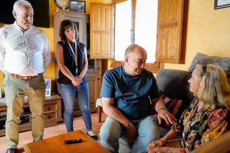 Miguel Ángel de Vicente completa la Ruta del Color del municipio de Riaza en un nuevo itinerario de visitas a pueblos del nordeste de la...