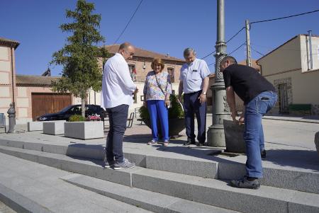 Varios alcaldes de la Campiña muestran a Miguel Ángel de Vicente cómo las infraestructuras urbanas y las garantías de ocio para sus vecinos...
