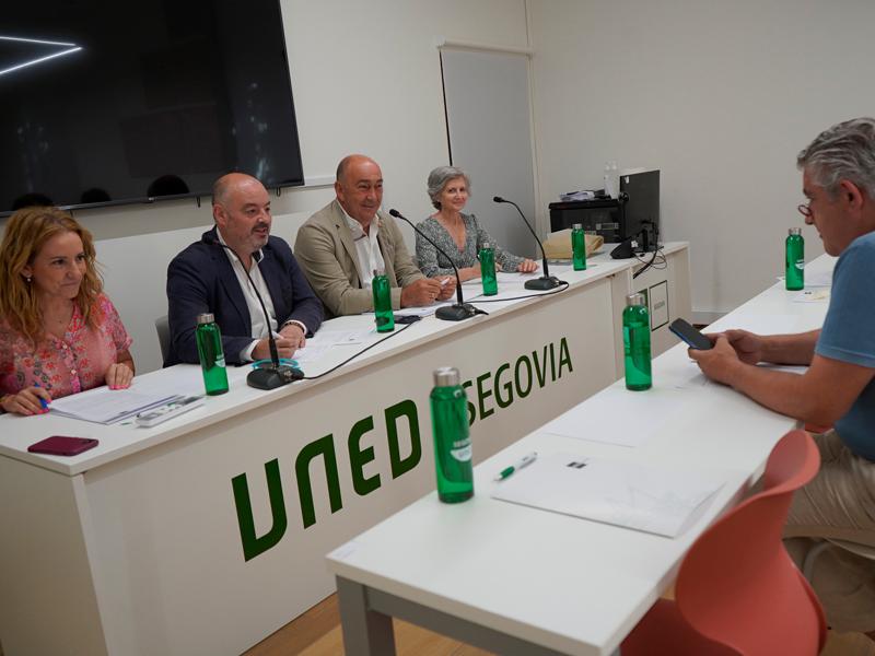 La Junta Rectora de la UNED, presidida por Miguel Ángel de Vicente, aprueba un presupuesto de 648.704 euros para el próximo curso
