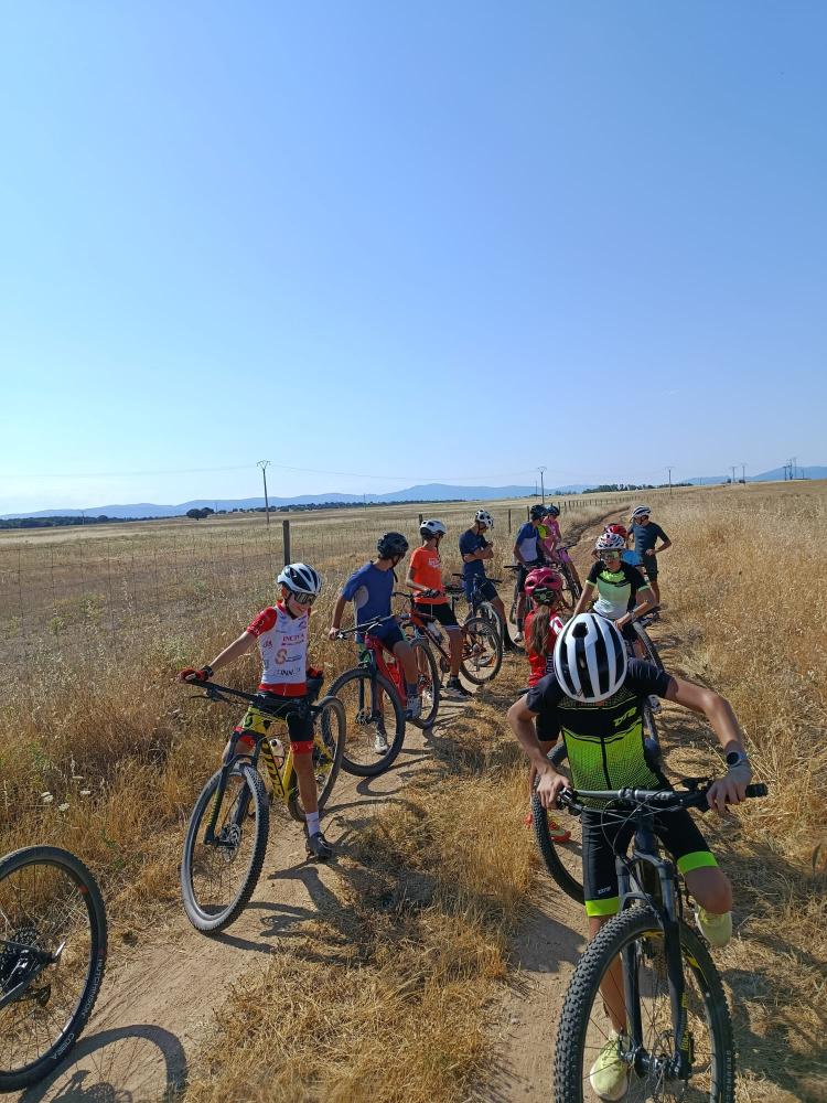 El programa ‘Especialízate’ de la Diputación comienza con concentraciones de Triatlón en Hontanares de Eresma, Bernuy de Porreros y La Lastrilla