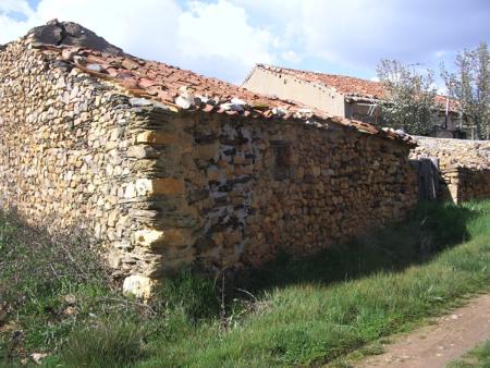 Construcción para uso agricola en piedra
