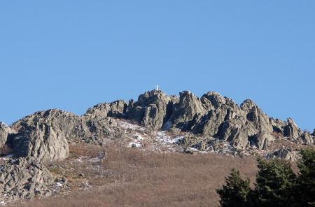 Imagen Cruz y la fuente de las Tres Gotas / Maesoft.