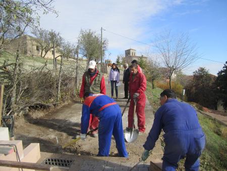 Imagen CONTINUACION DE LAS OBRAS DE ACONDICIONAMIENTO DE LA CALLE COFRADIAS