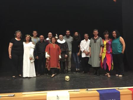 Imagen V CERTAMEN DE TEATRO AFICIONADO GALA DE CLAUSURA DEL CERTAMEN Y ENTREGA DE PREMIOS